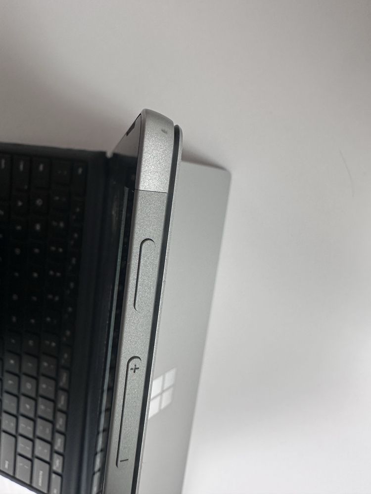Microsoft surface pro 7, 16/256gb i5-1035g4 планшет на windows