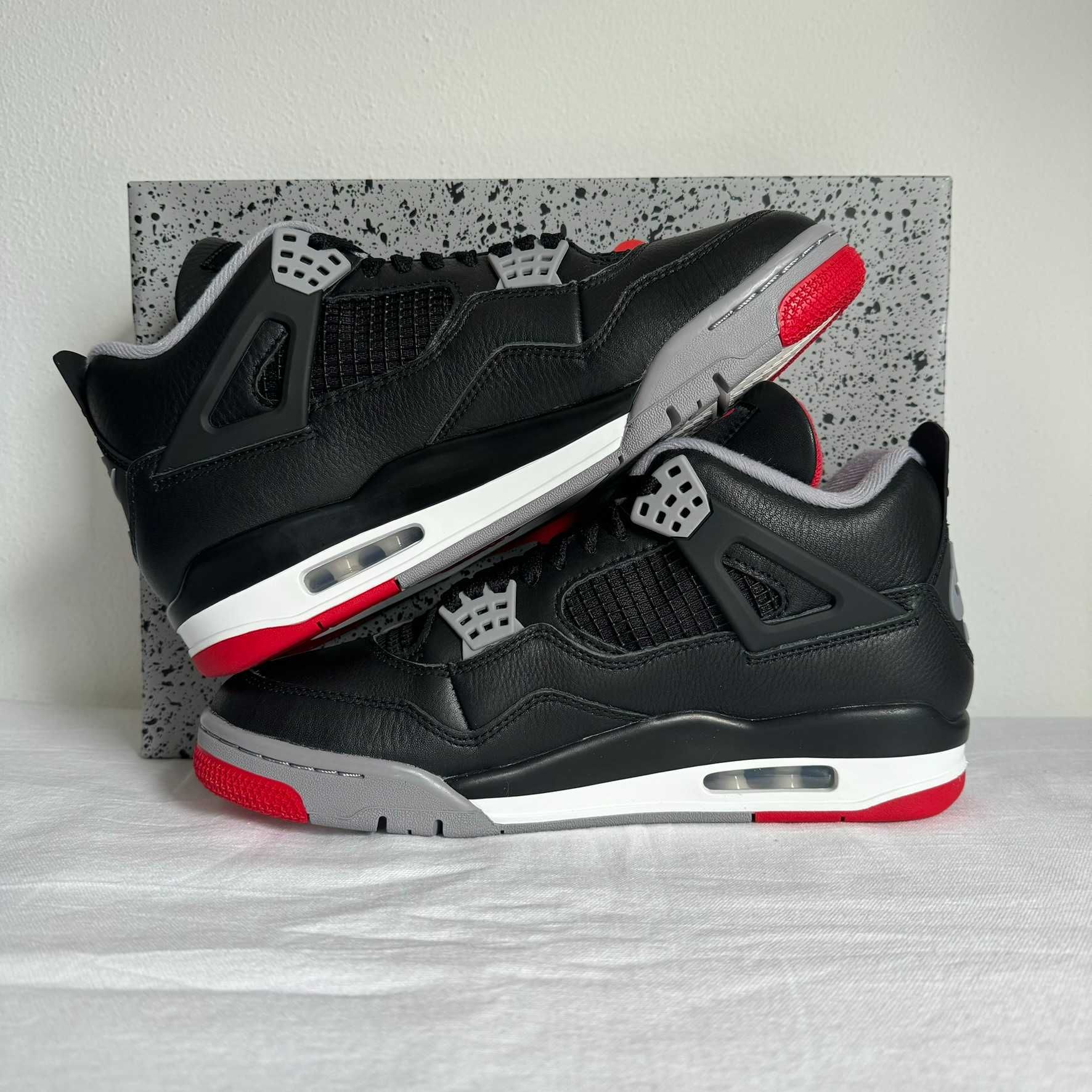 Air Jordan 4 "Bred Reimagined" - Tamanhos 41 / 42