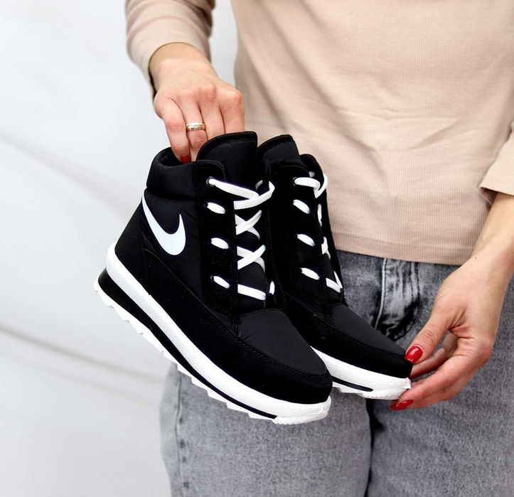 Ботинки дутики черные nike зимние кроссовки сапоги женские подросток