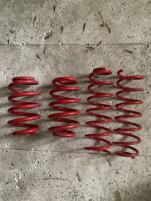 Sprezyny obnizające a4 b5 przod -60mm tyl 40mm , amortyzatory