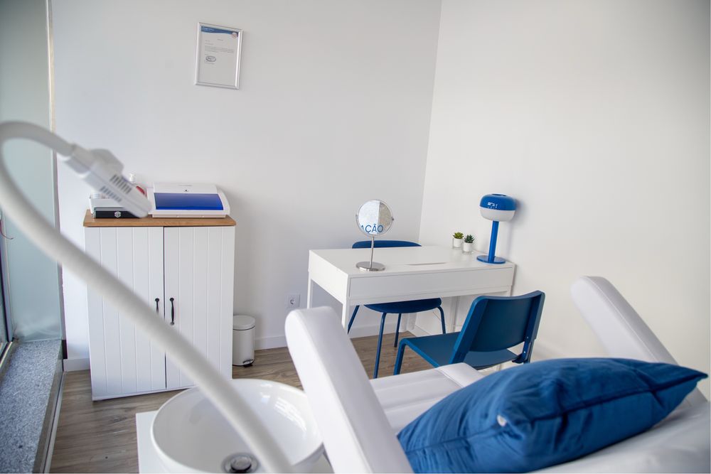 Vendo barberia com clinica  de estetica 3 salas