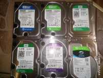 Dyski twarde 500 GB, 640 GB, 1 TB, 1,5 TB, 4 TB.
