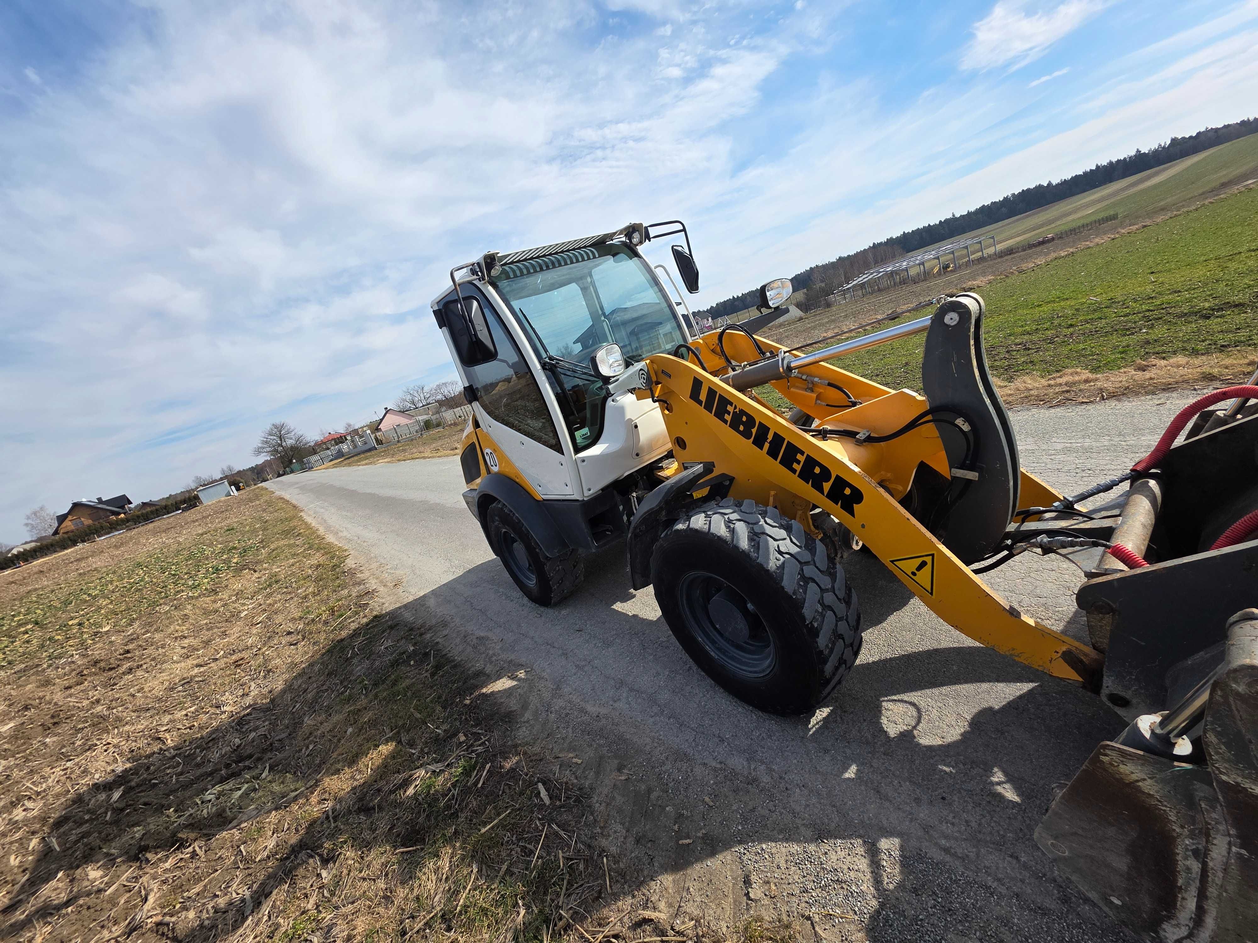 Ładowarka przegubowa Liebherr 506c