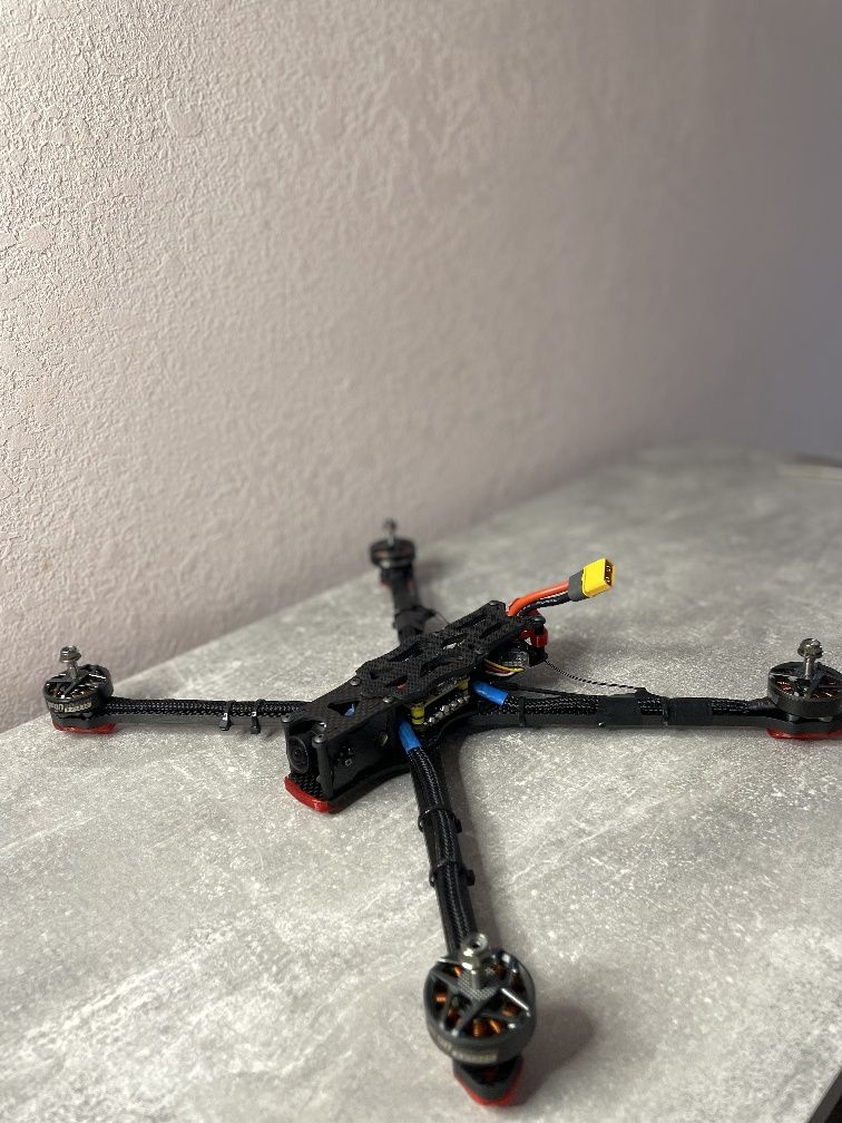 FPV квадрокоптер 8 дюймів комплект 1 батарея 4 пропелери антена
