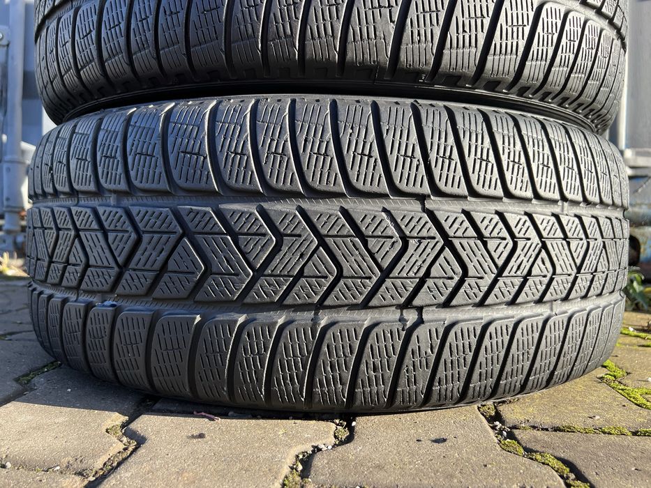235/55 R19 Pirelli 4шт (RunFlat) 2021рік 5.8мм-6.3мм залишок