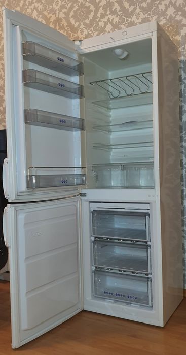 lodówka Whirlpool ARC5752