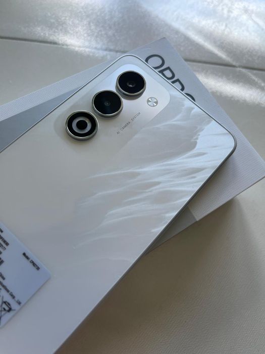 OPPO A5 5G nowy |, 6,67 ekran| 6000 mAh | 128GB pamięci WHITE MIST