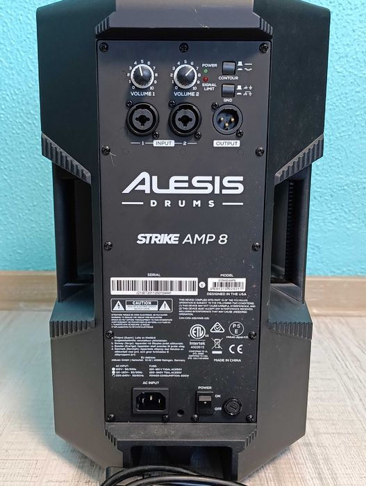 AMPLIFICADOR 2000 W woofer 8”