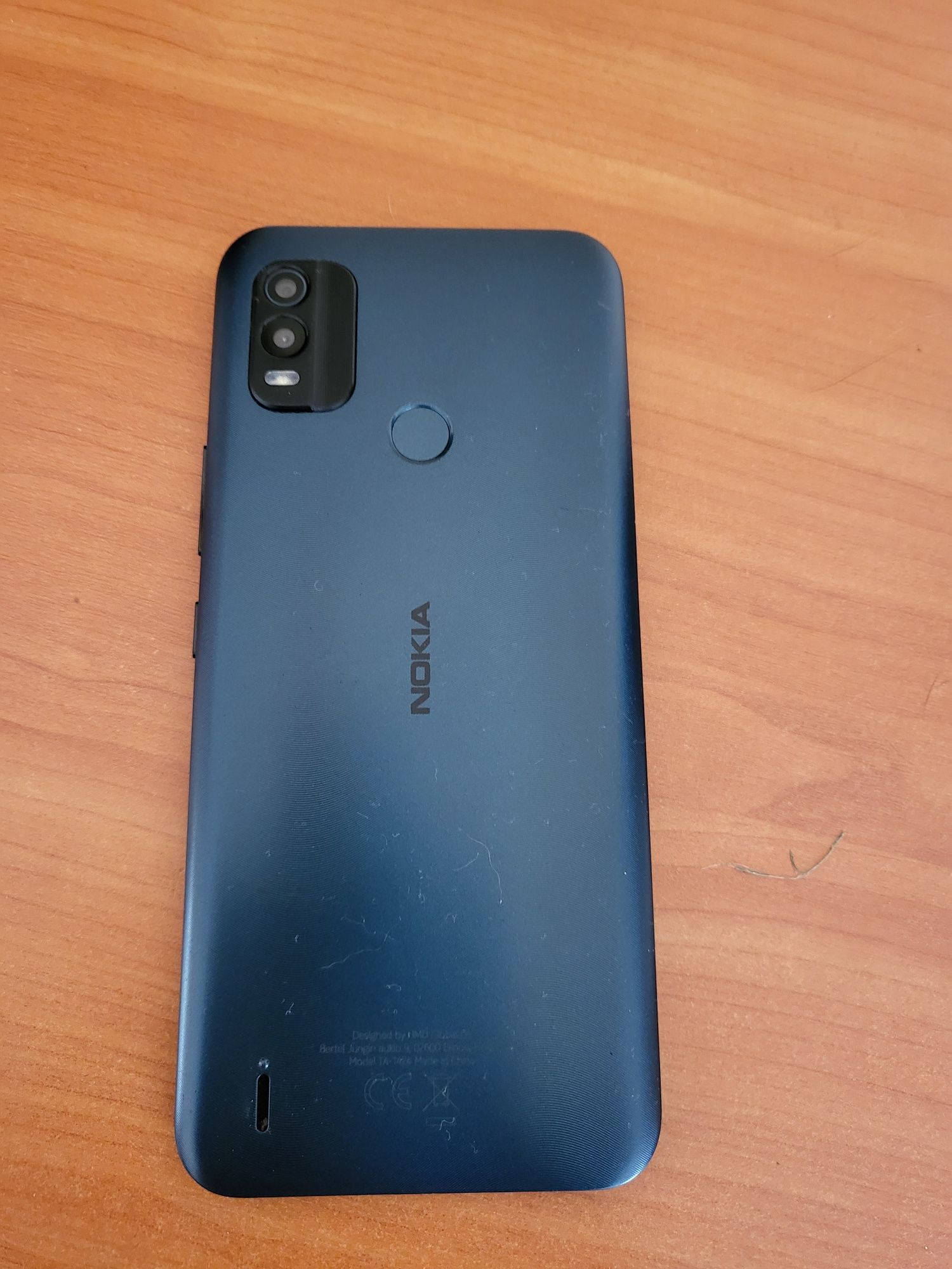 Продам нокіа C 21 plus