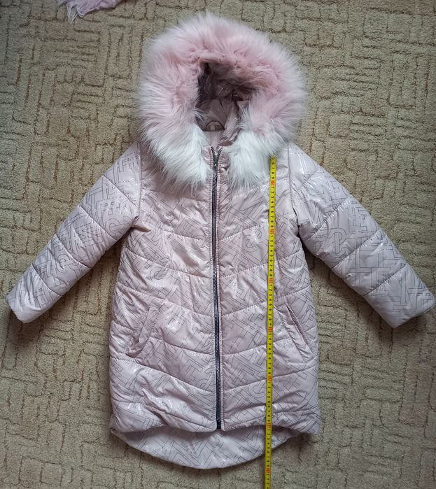 Зимняя куртка на девочку