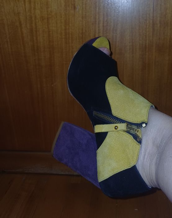 Sapatos cristina ferreira