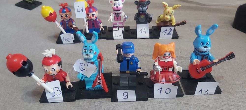 Klocki figurki FNAF five nights at freddy's 10 sztuk zestaw numer 8

F