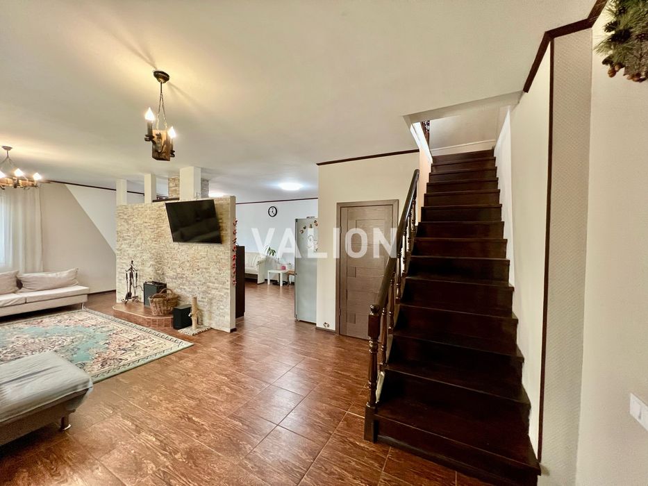 Продаж будинку з ремонтом у  Димері, 35 хв.до метро Героїв Дніпра