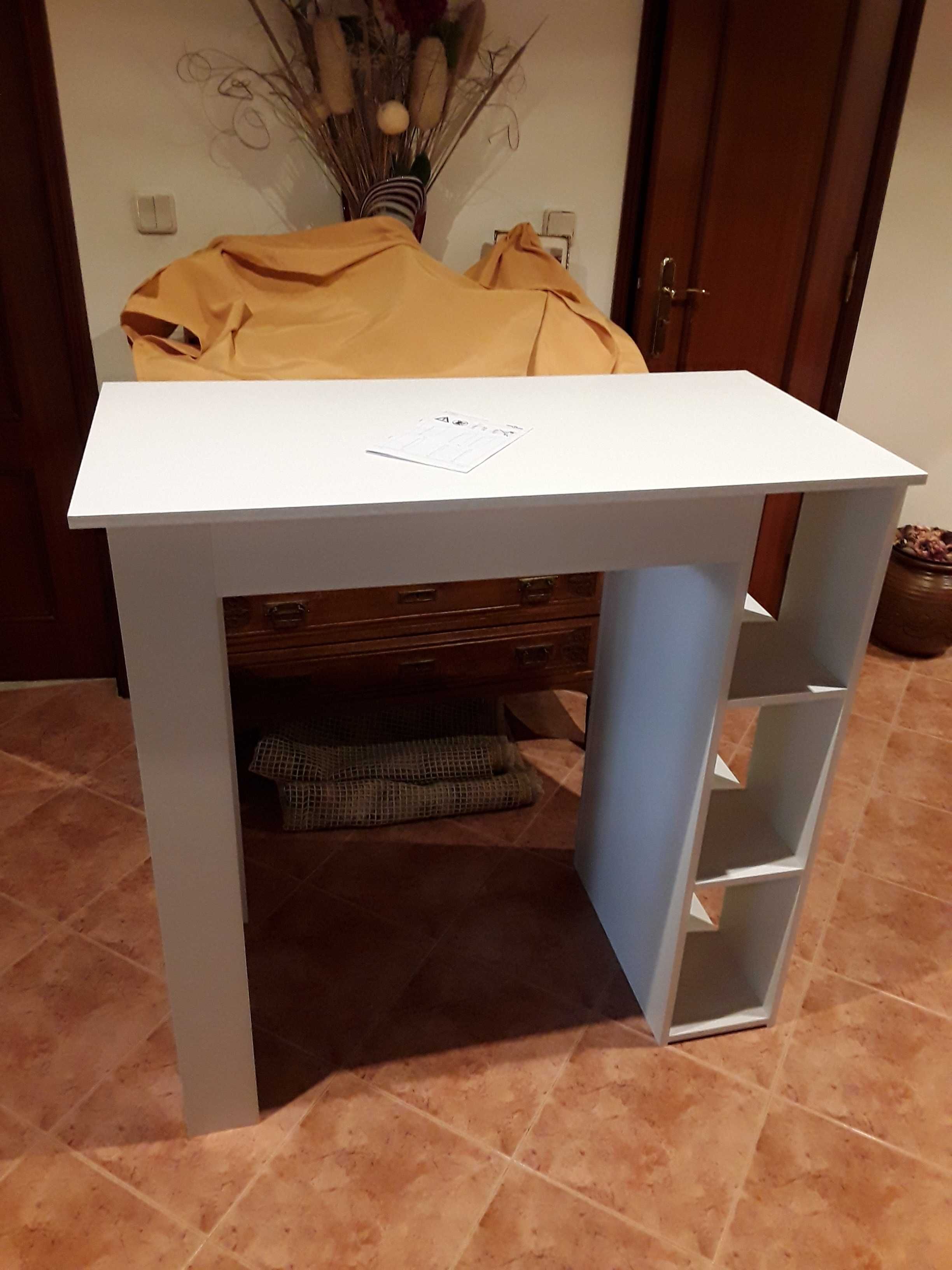 Mesa  Balcão para cozinha - NOVO