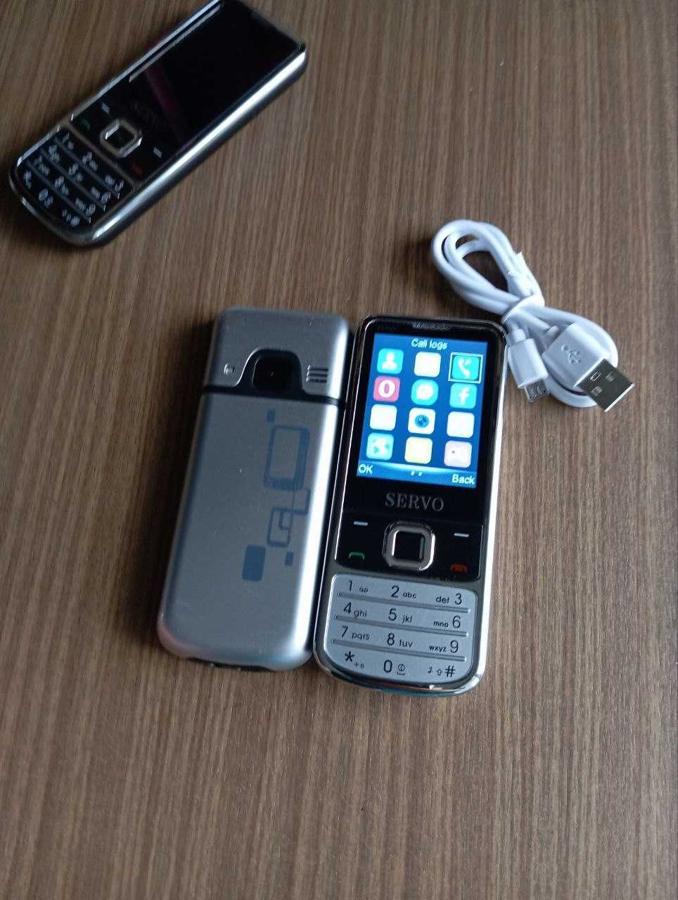 Мобільний телефон SERVO V9500 кнопковий на 4 SIM карти сріблястий