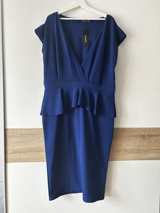 Nowa elegancka sukienka wizytowa plus size rozmiar 48/50 4xl 5xl