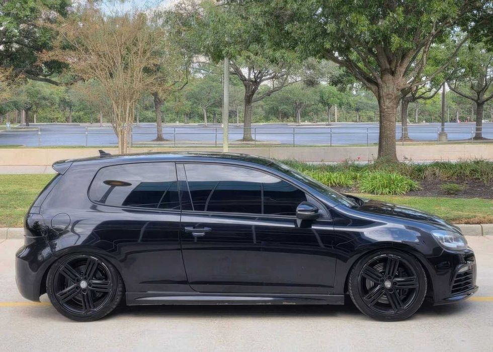 Volkswagen Golf R      2013