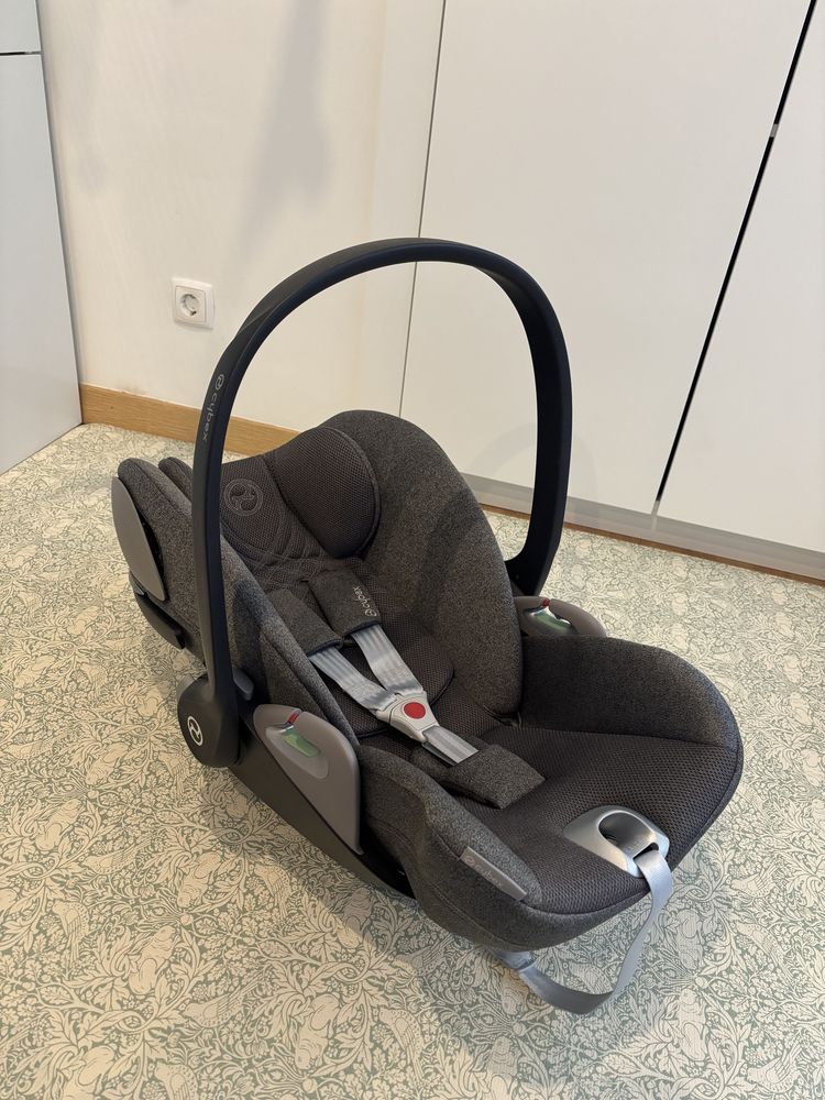 Cadeira Auto Cybex Cloud T i-Size