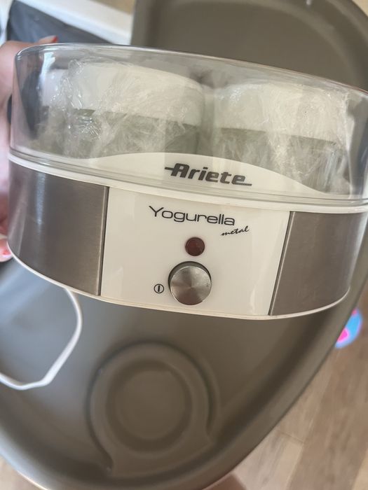 Йогуртниця Ariete yogurella