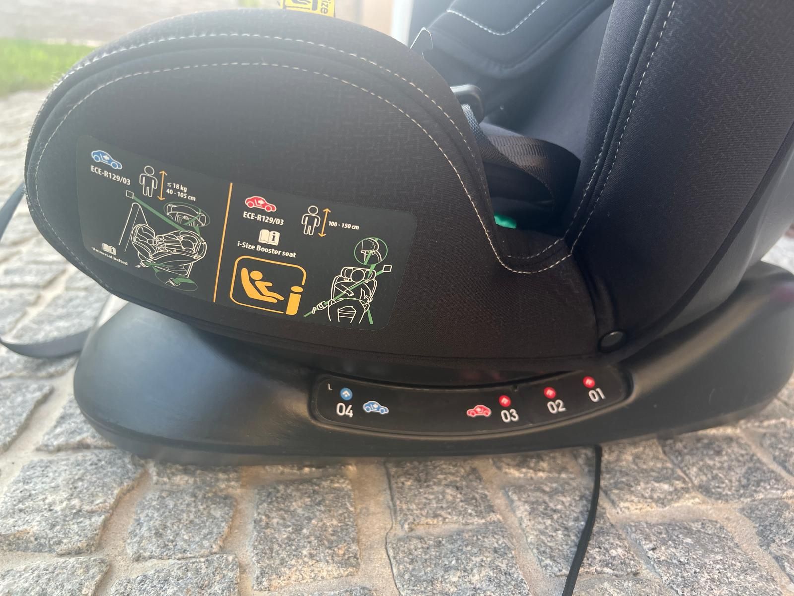 Conjunto cadeira auto + carrinho de passeio maxicosi