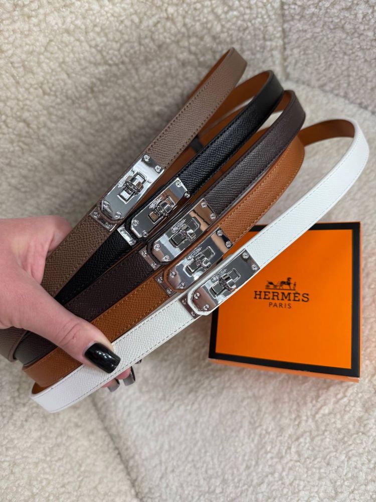 Ремінь Hermes з гравіюванням