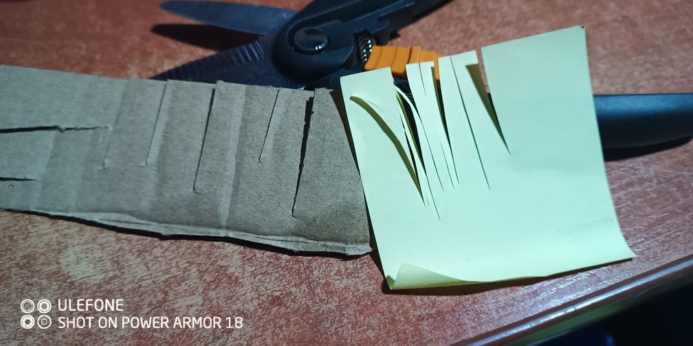 FISKARS Nożyce uniwersalne SP28 SingleStep