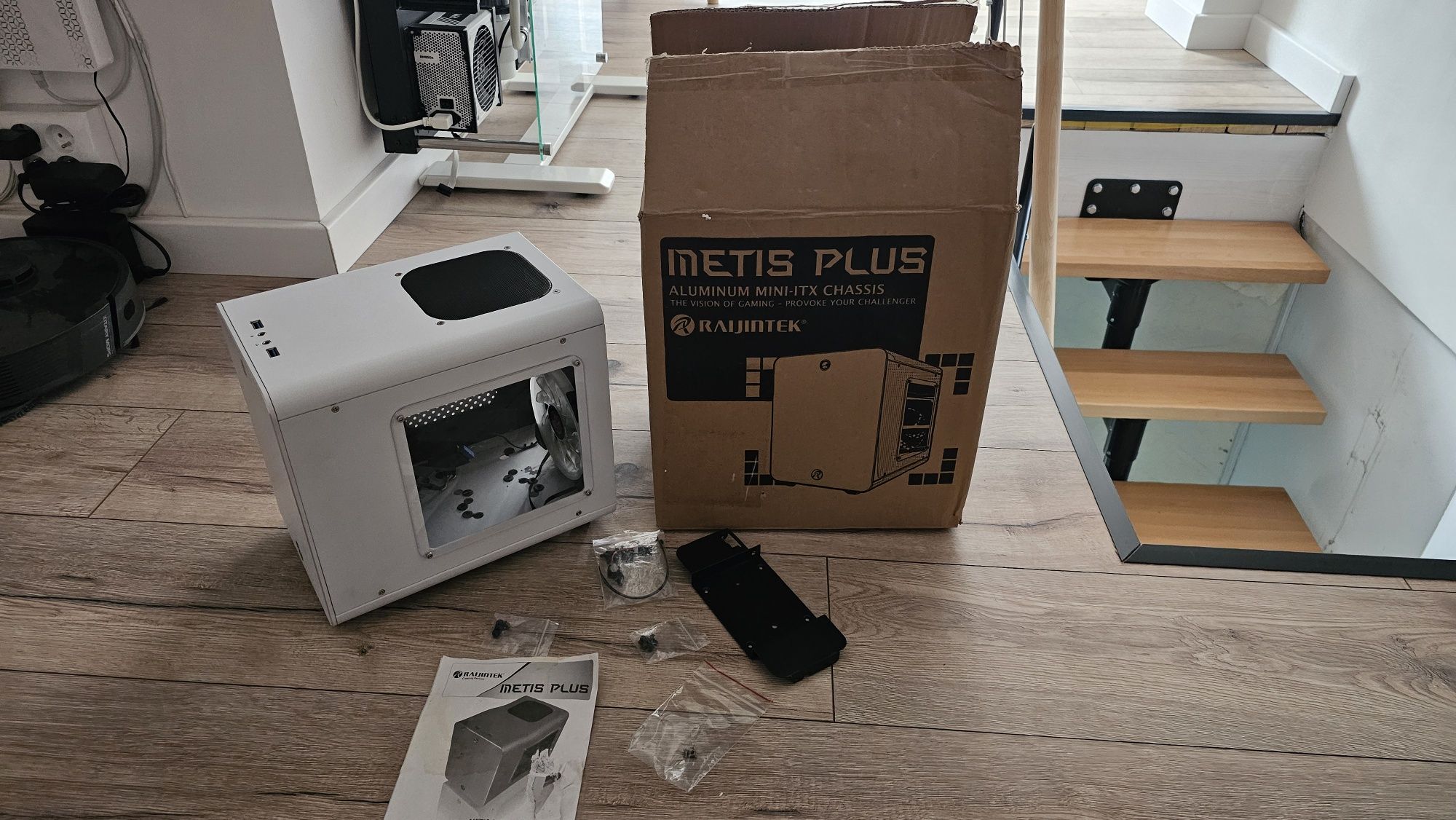 Obudowa Rajintek Metis plus ITX komplet