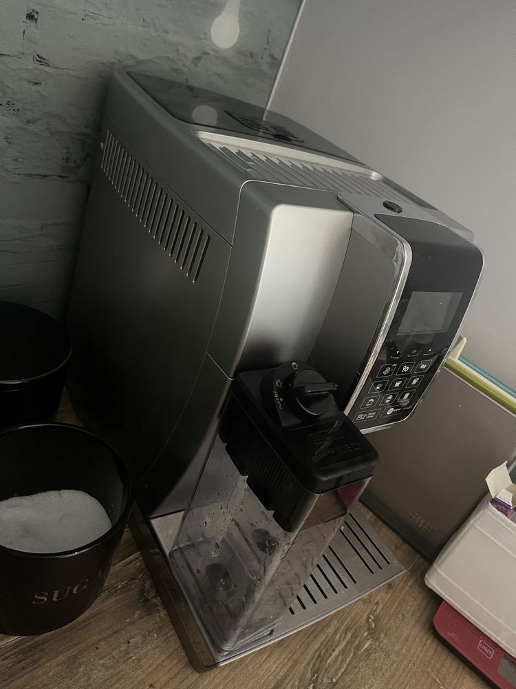 ekspres DELONGHI Dinamica ECAM 350.50.SB.