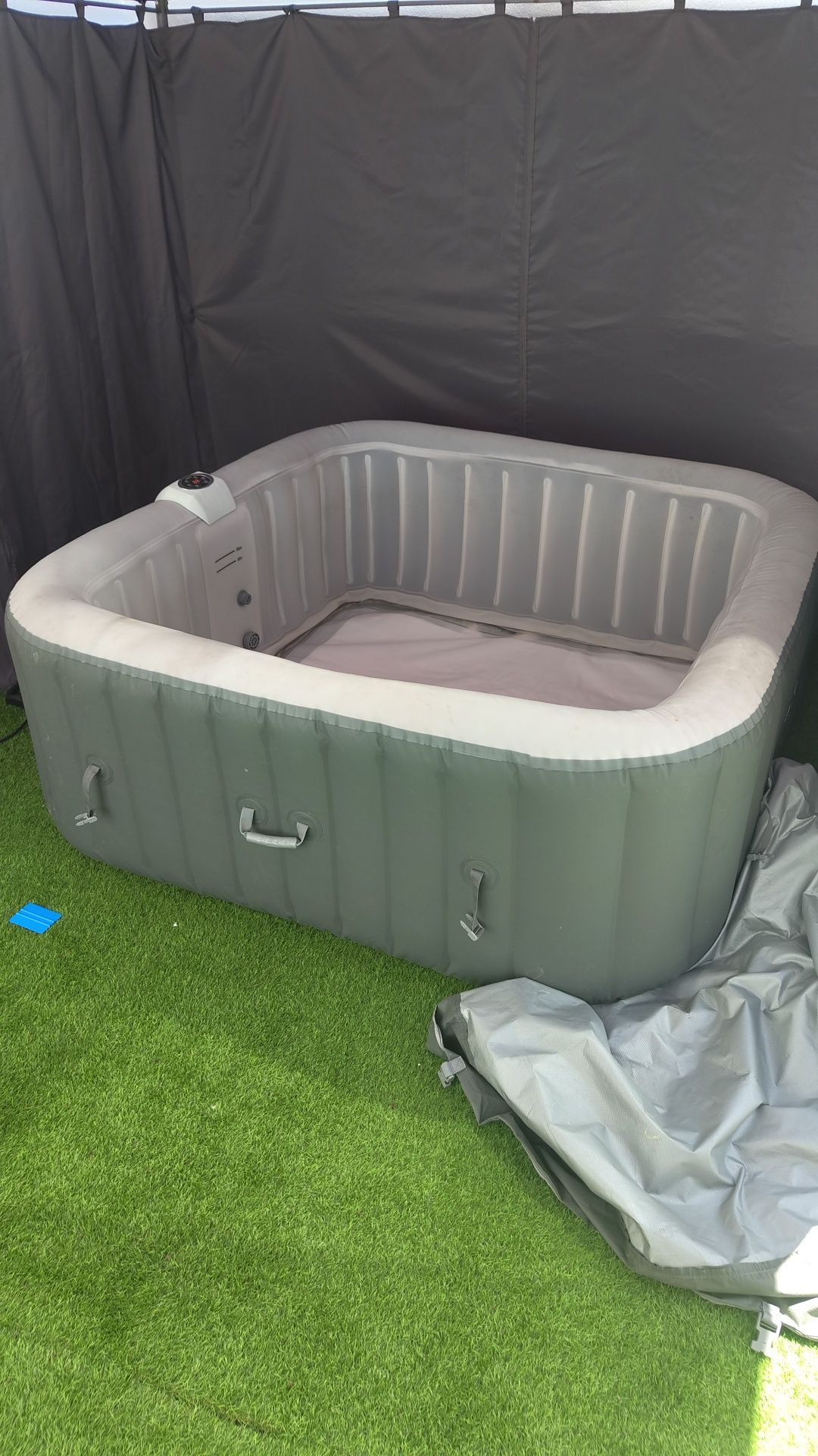 Jacuzzi Arebos Spa 6 pessoas (com furo de ar) + motor extra