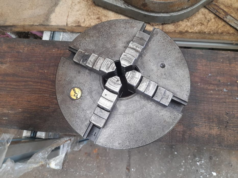 Máquinas e acessórios