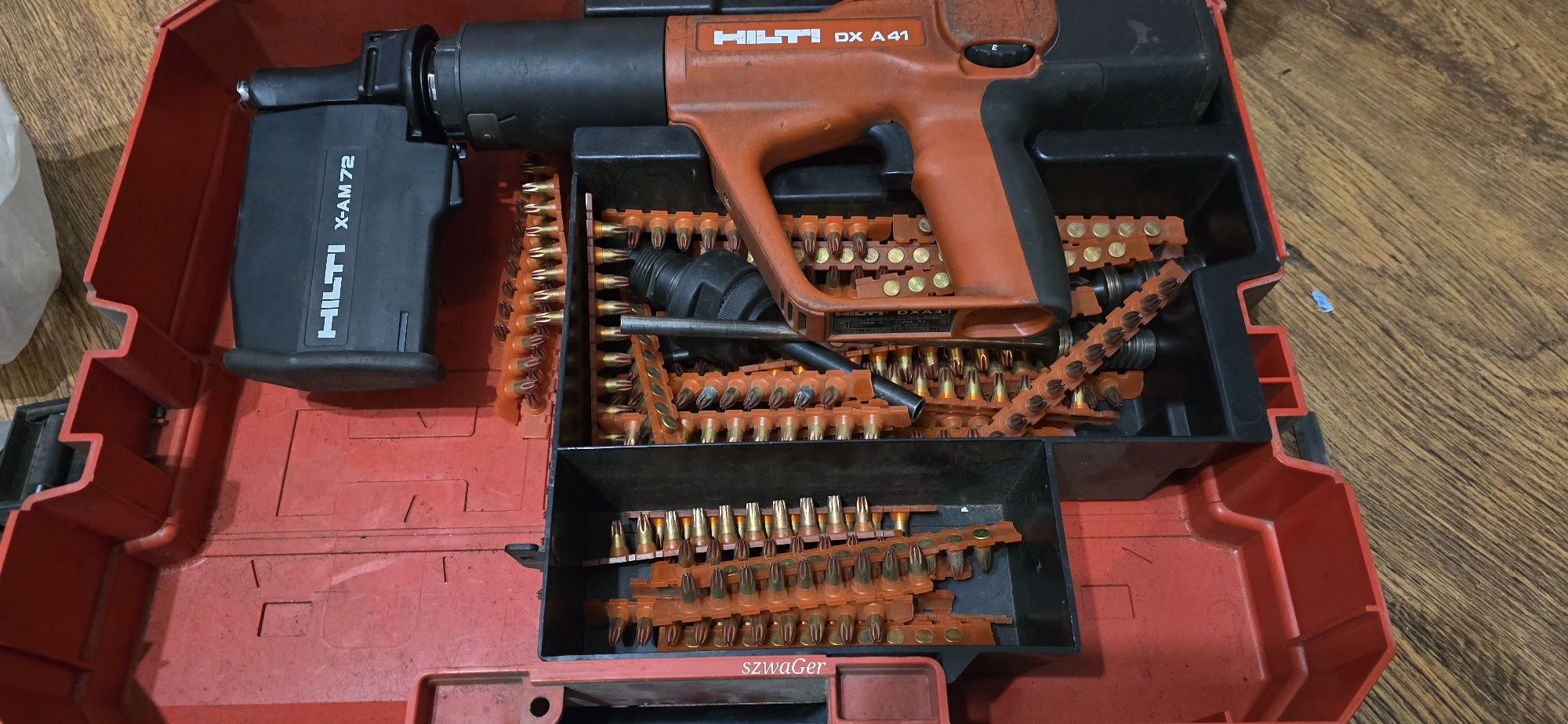 Pistolet do gwoździ prochowych Hilti DXA41