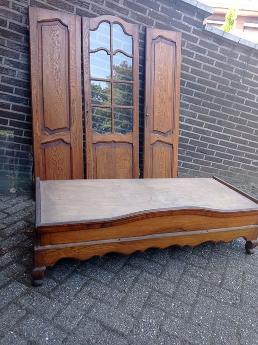 Witryna. Szafa Ludwikowska.