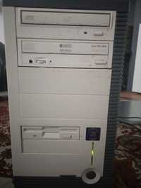 komputer stacjonarny/ pentium4 2,4GHz