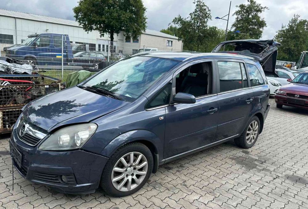 Opel Zafira B Авторозборка Розборка Разборка фара капот гур мотор