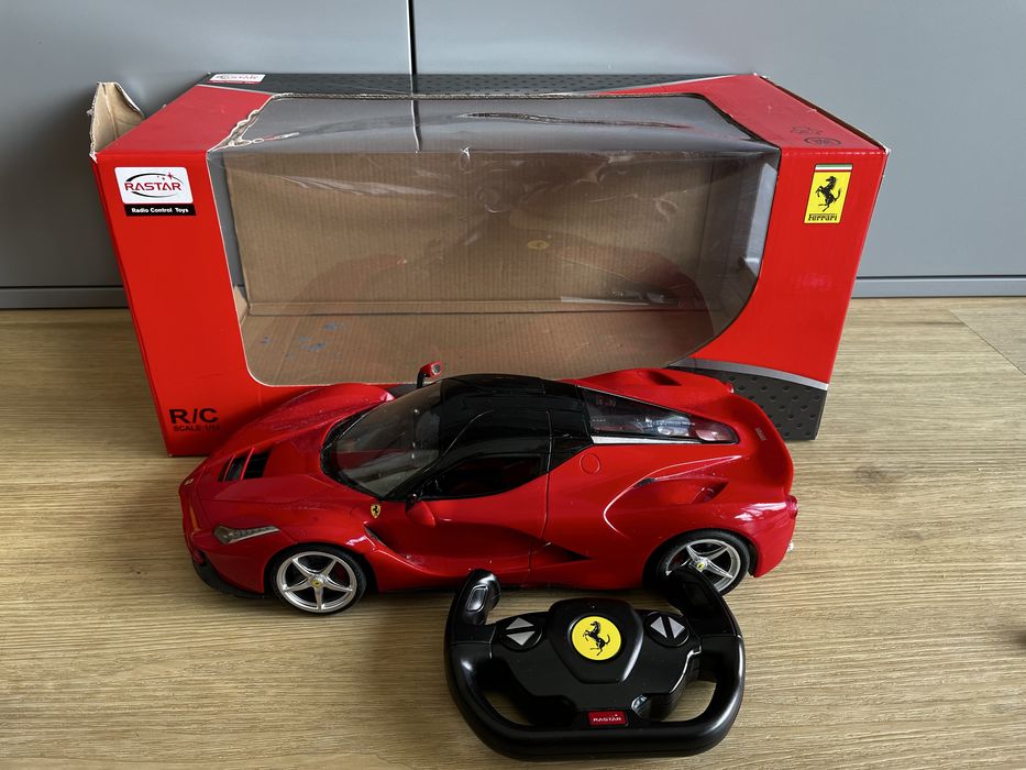 Rastar Ferrari na napęd
