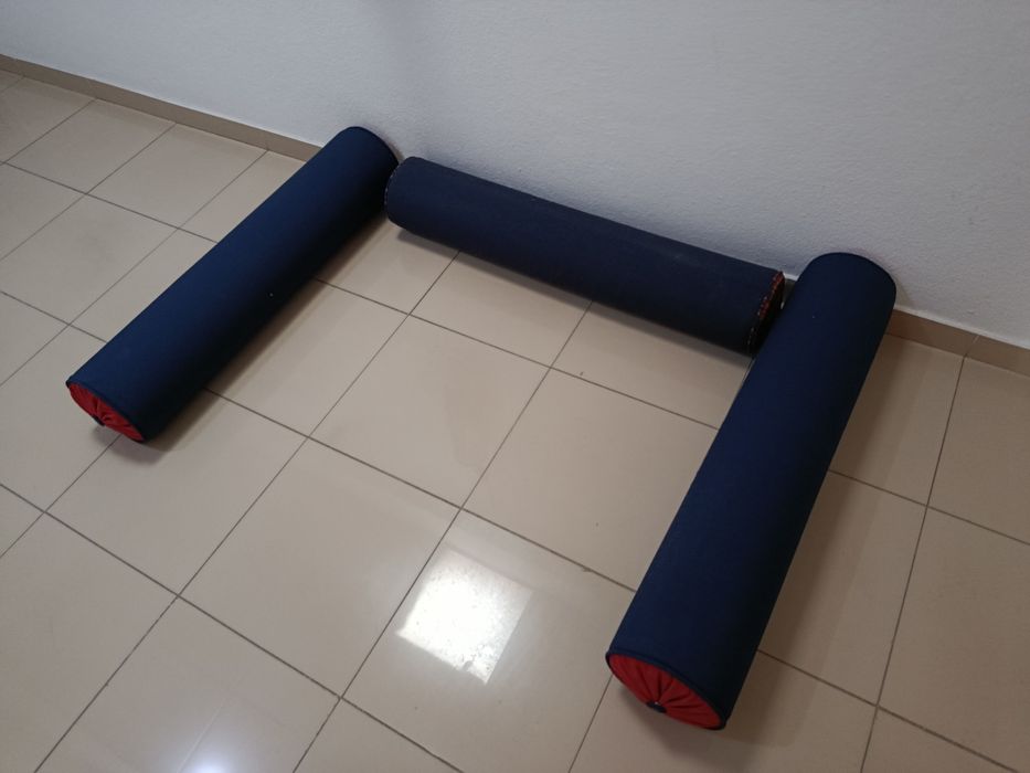 Almofadas rolo / travesseiros