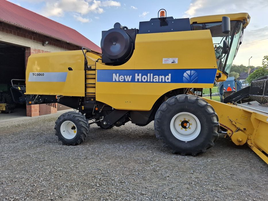 New Holland TC 5060