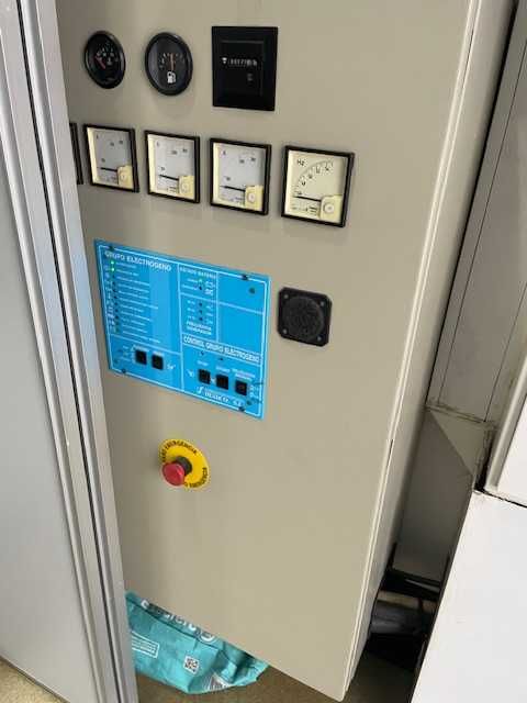 Gerador 150KWA motor Deutz 6 cilindros