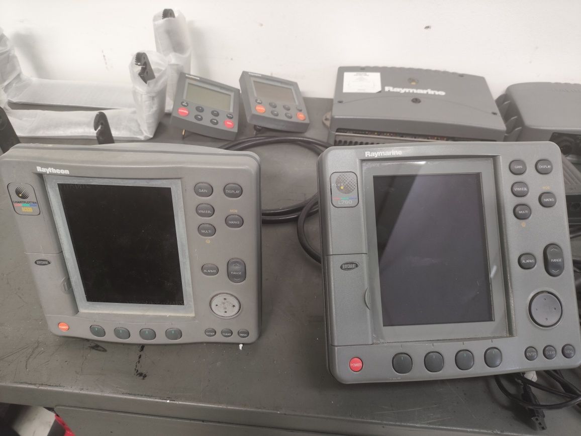 Equipamento raymarine