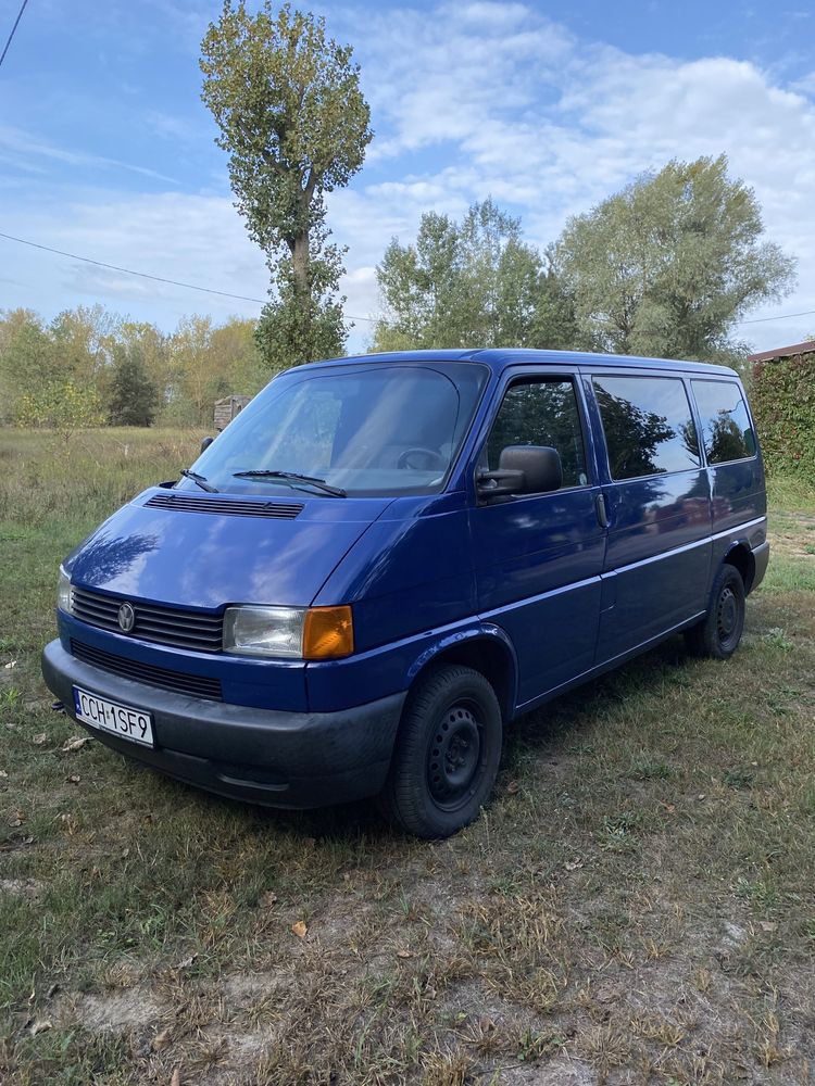 Volkswagen T4 2,5 osobowy