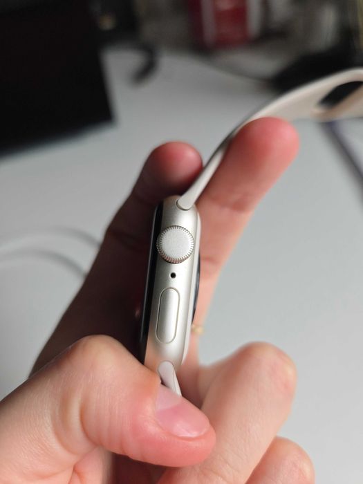 Apple Watch SE (Gen 2) Starlight 40mm