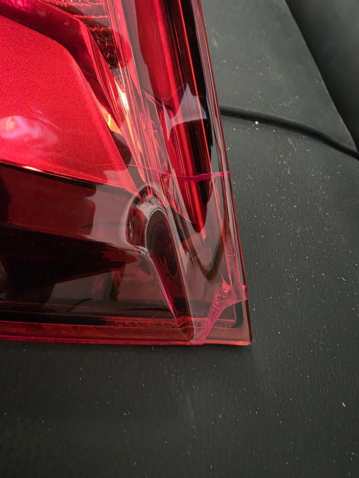 Audi Q5 80A Lampy Tył Tylne Matrix USA  lekko uszkodzone