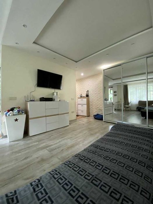 Здається 2-х кімнатна квартира на вул.Архітектора Дольника, 2/4