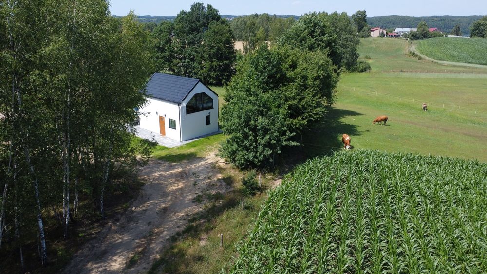 Domek Emilka kaszubska ostoja nad stawem