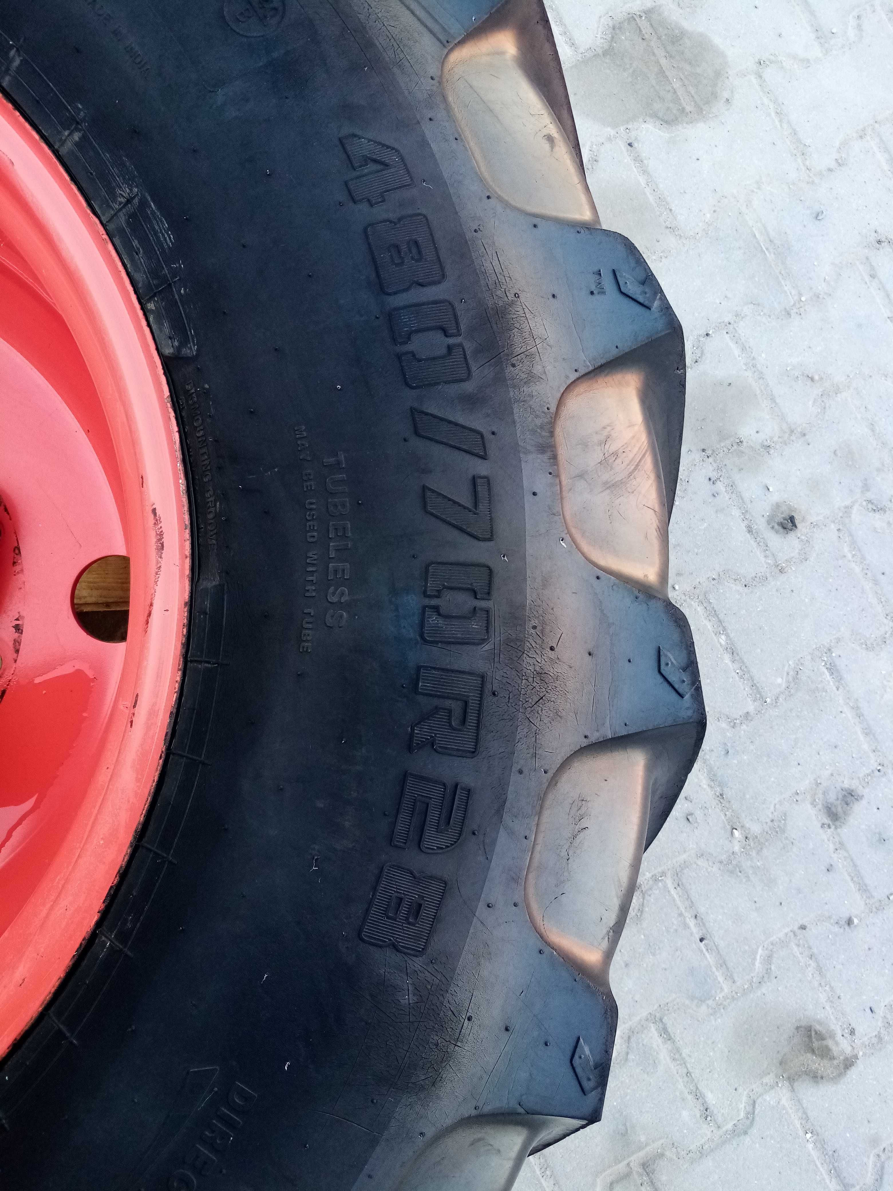 Opona z felgą CEAT Farmax 480/70 R28