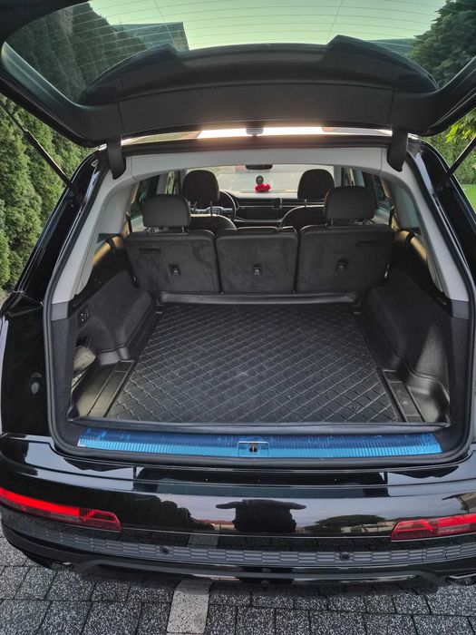 Audi Q7 rok 2021