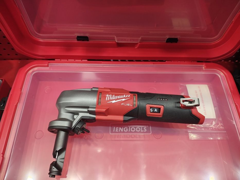 Nożyce do blachy akumulatorowe M12 FNB16-0