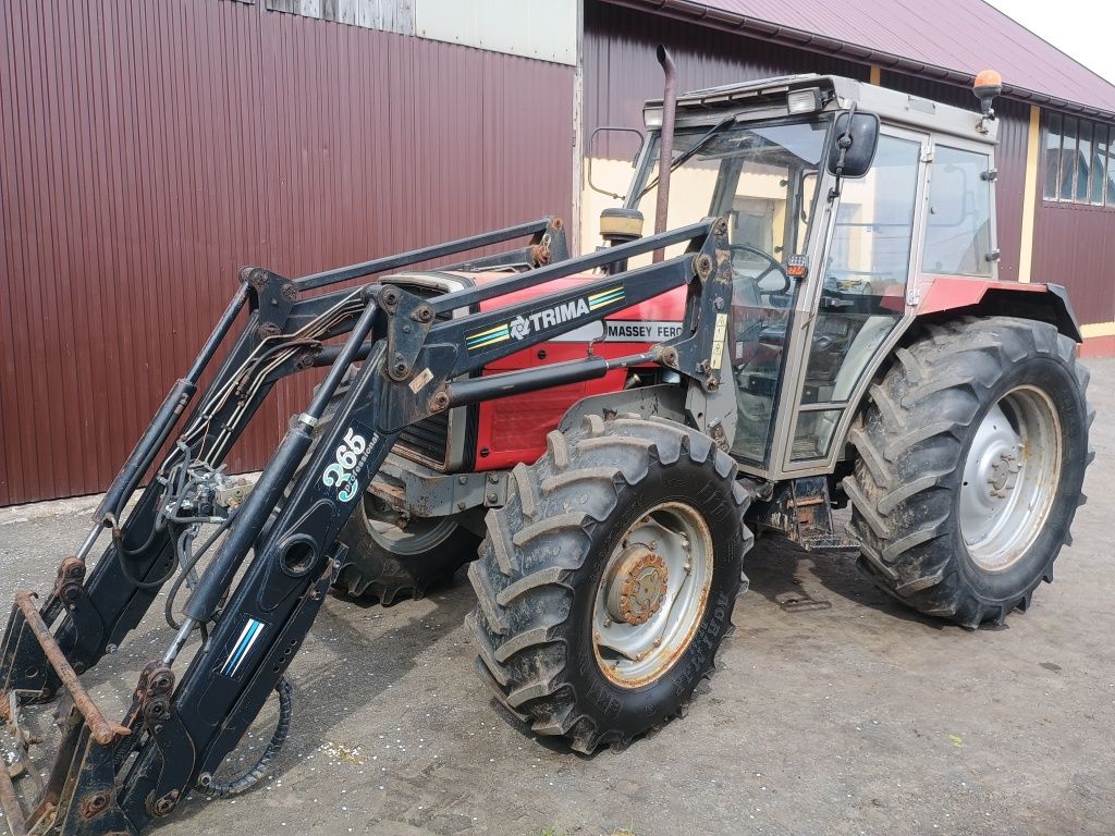 Massey Ferguson 390