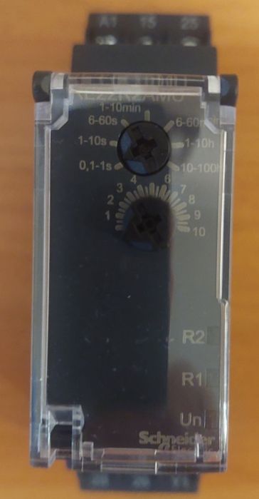 Реле часу Schneider Electric RE22R2AMU