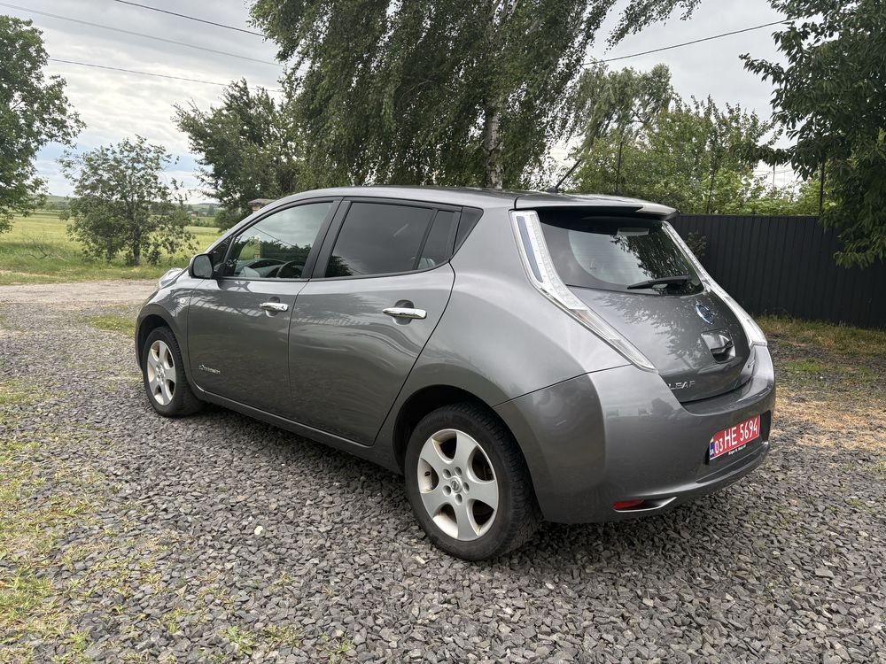 Nissan Leaf 2014